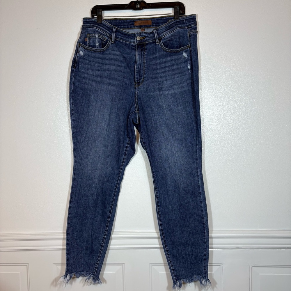 Judy Blue Skinny Fit Sz 18W Weekend Escape Denim Jeans Shark Bite Raw Hem - Picture 5 of 15